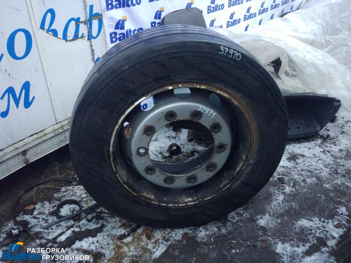 Шина 355/50 R 22,5 Hankook передний мост ( батоны ) Шина 355/50 R 22,5  Hankook передний мост ( батоны с разборки Купить в Черноголовке - Доставка  по РФ